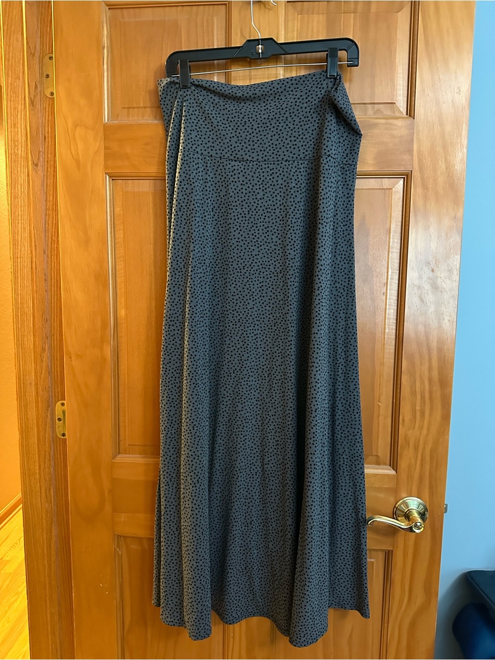LuLaRoe Classic Maxi Skirt in Grey and Black Dotted Print